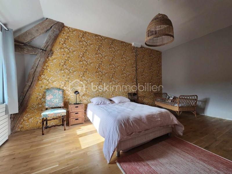 Maison - 392 m² - 6 pièces