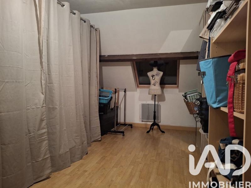 Maison - 200 m² - 8 pièces