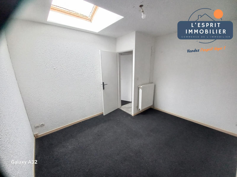 Appartement - 93 m² - 5 pièces