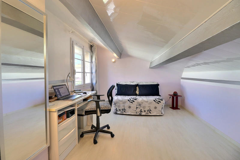 Maison - 112 m² - 4 pièces