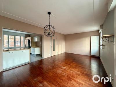 Maison - 167 m² - 6 pièces