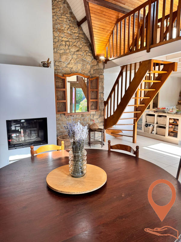 Maison - 162 m² - 6 pièces