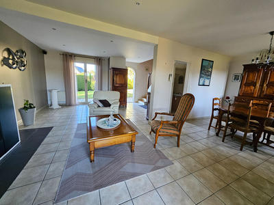 Maison - 88 m² - 4 pièces