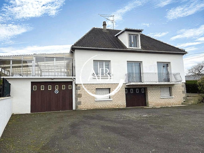 Maison - 135 m² - 7 pièces