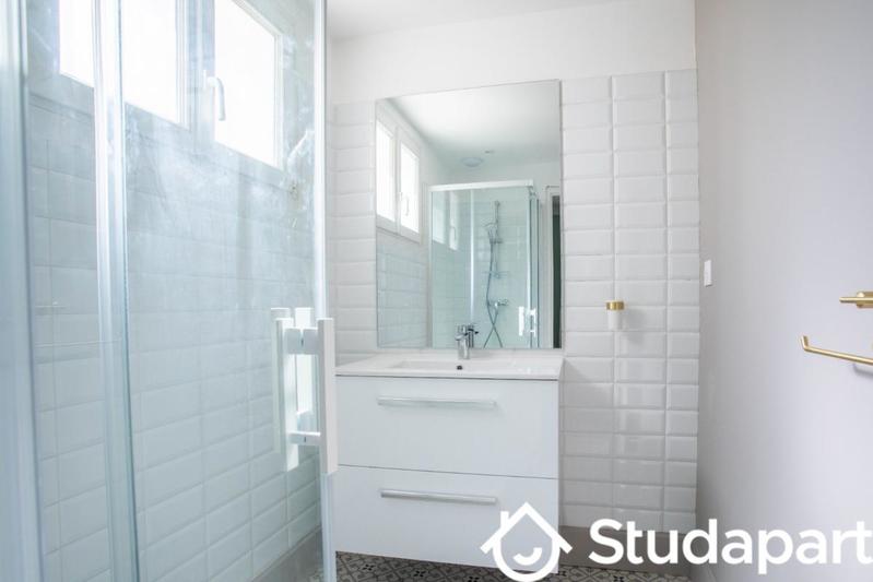 Chambre - 15 m² - 1 pièce