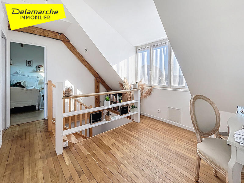 Maison - 105 m² - 6 pièces