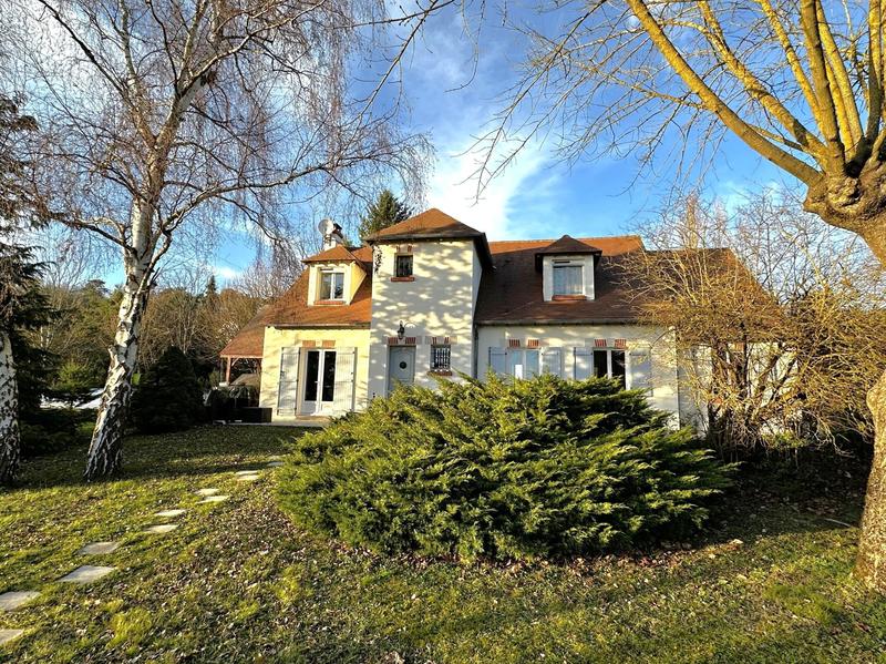 Maison - 163 m² - 7 pièces