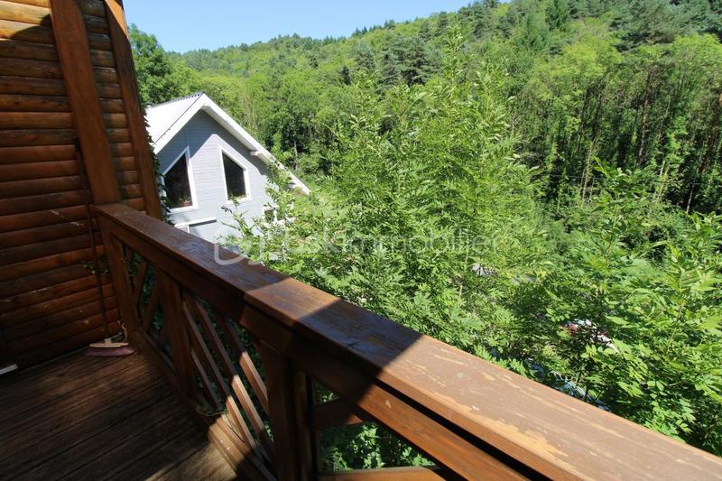 Villa - 137 m² - 7 pièces