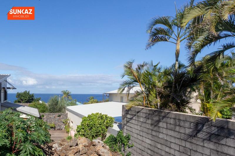 Maison - 103 m² - 4 pièces