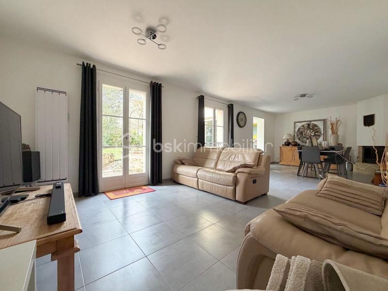 Maison - 156 m² - 8 pièces