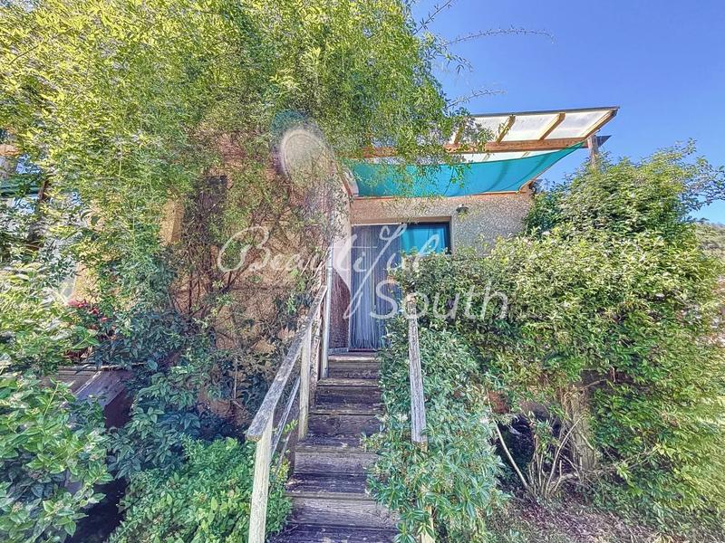 Maison - 147 m² - 9 pièces