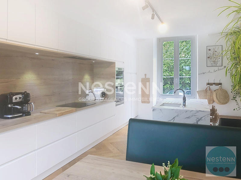 Maison - 183 m² - 5 pièces