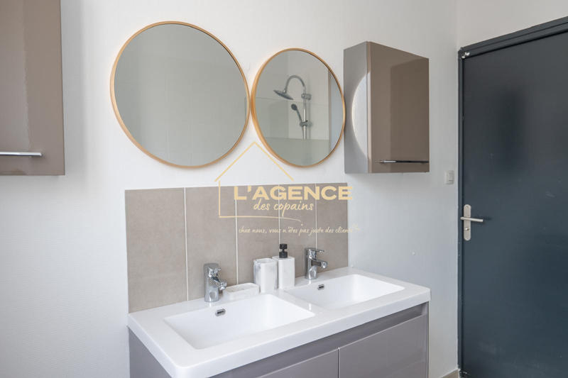 Maison - 120 m² - 8 pièces