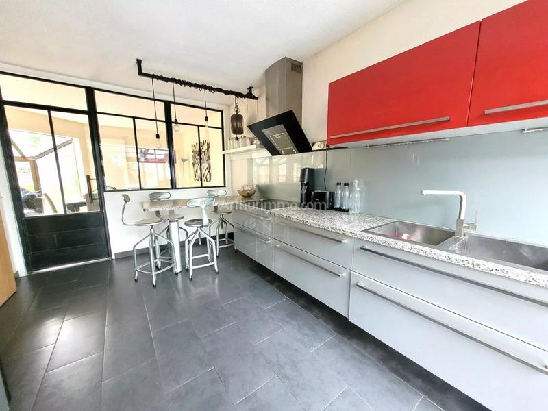 Maison - 156 m² - 8 pièces