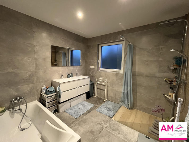 Appartement - 92 m² - 3 pièces