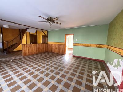 Maison - 180 m² - 6 pièces