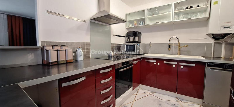 Appartement - 84 m² - 4 pièces