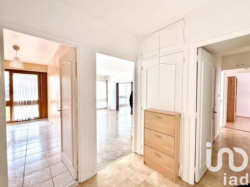 Appartement - 81 m² - 4 pièces