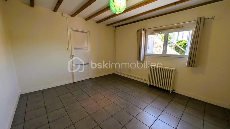 Maison traditionnelle - 149 m² - 6 pièces