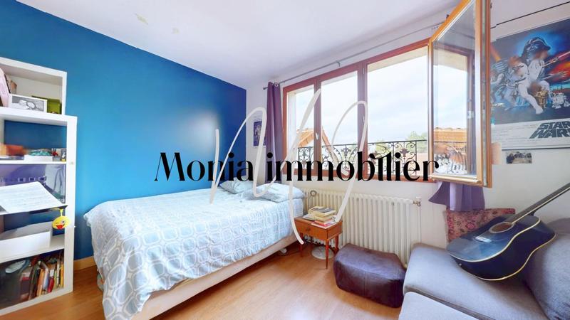 Pavillon - 130 m² - 6 pièces