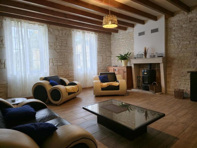 Propriété - 158 m² - 5 pièces