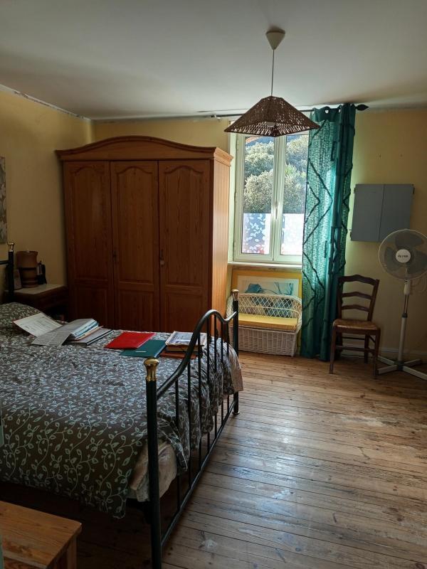 Maison en pierre - 80 m² - 5 pièces