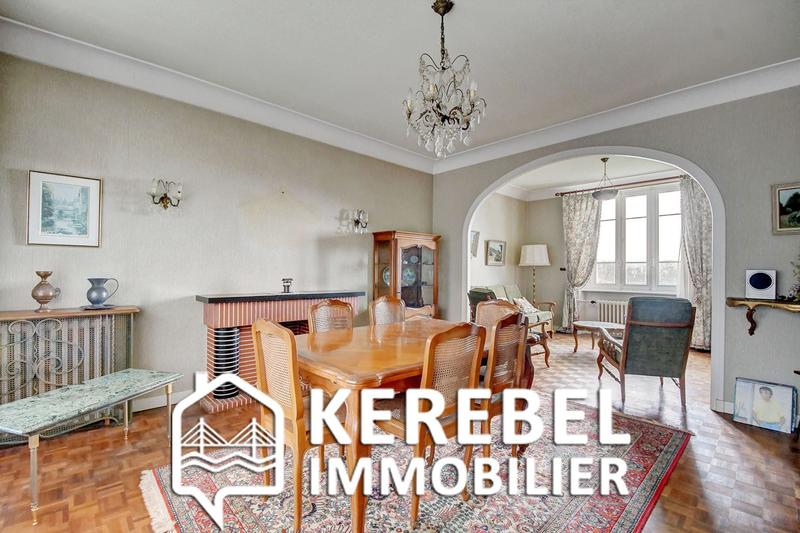 Maison - 139 m² - 7 pièces