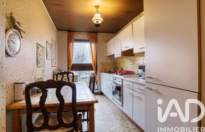 Appartement - 90 m² - 5 pièces