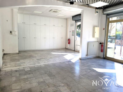 Bureau - 96 m² - 3 pièces