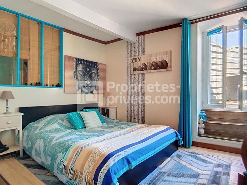 Maison - 197 m² - 10 pièces