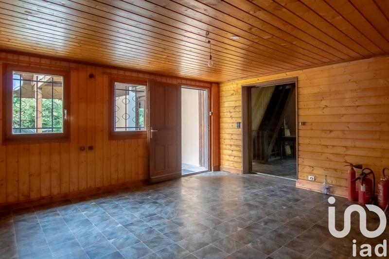 Maison - 209 m² - 7 pièces