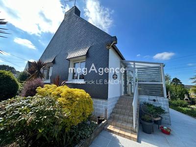 Maison - 84 m² - 5 pièces