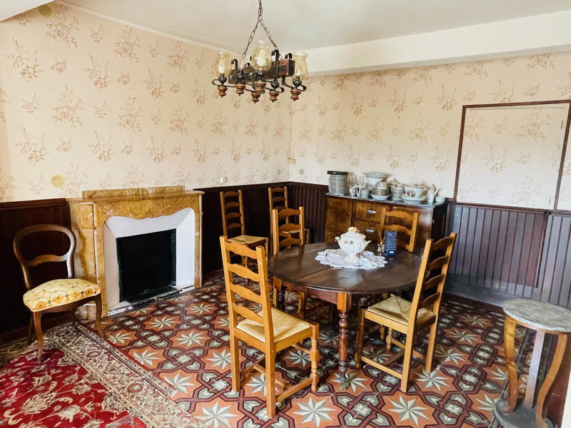 Maison - 206 m² - 6 pièces