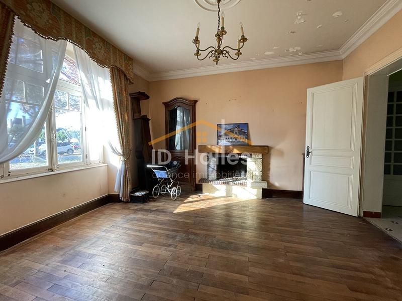 Maison - 145 m² - 6 pièces