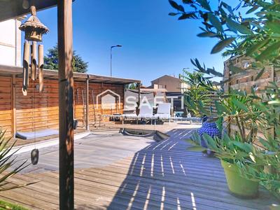 Maison de ville - 185 m² - 7 pièces