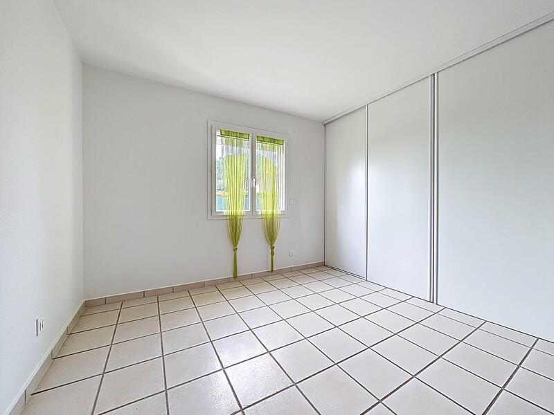 Maison - 121 m² - 5 pièces