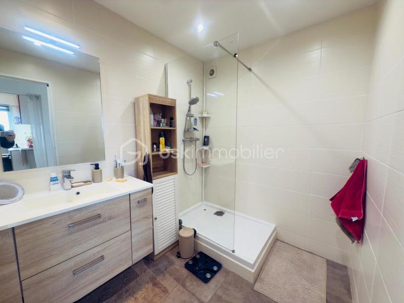 Appartement - 77 m² - 4 pièces