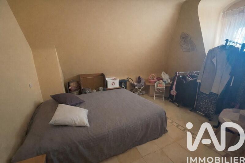 Maison - 179 m² - 7 pièces