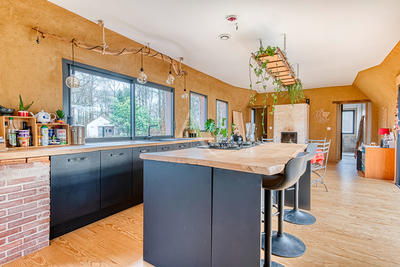 Maison - 171 m² - 7 pièces