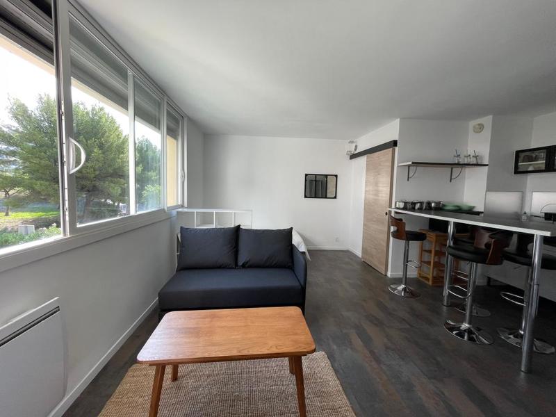 Studio - 28 m² - 2 pièces