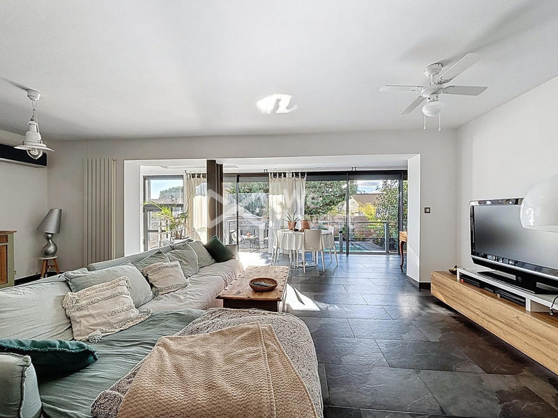 Villa - 172 m² - 5 pièces