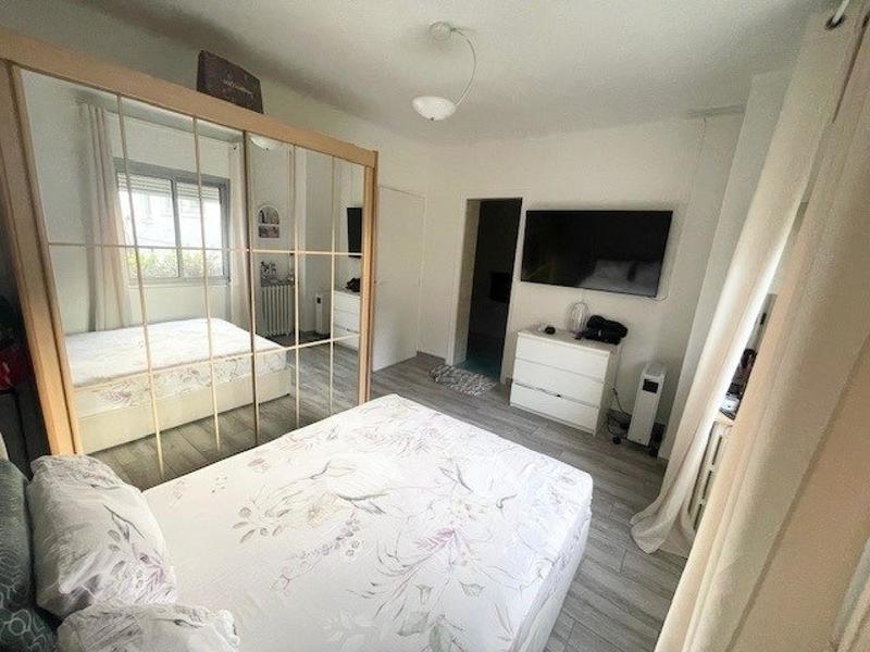 Maison - 200 m² - 6 pièces