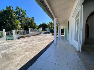 Maison - 165 m² - 6 pièces