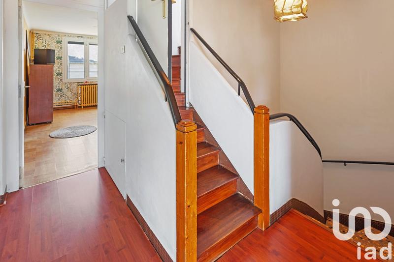 Maison - 141 m² - 7 pièces