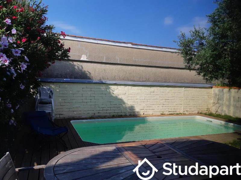 Chambre - 15 m² - 1 pièce