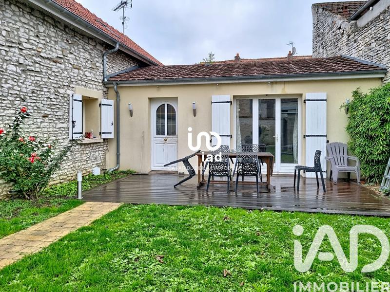 Maison de village - 85 m² - 3 pièces