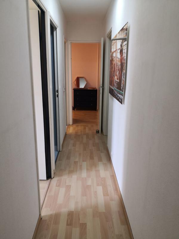 Appartement - 82 m² - 3 pièces