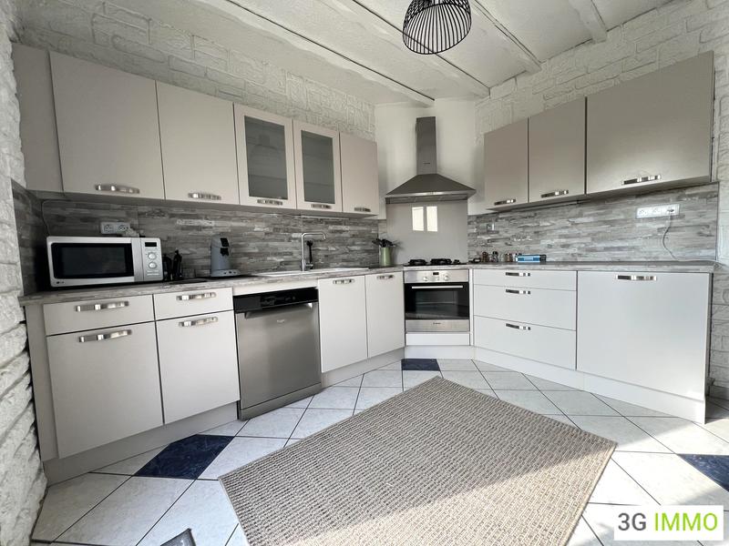 Maison traditionnelle - 124 m² - 5 pièces