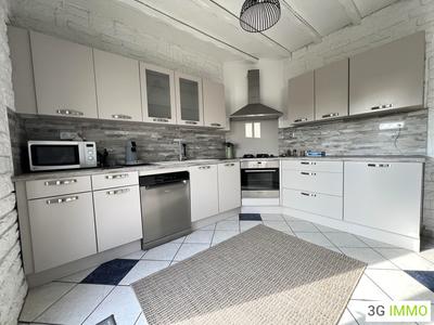 Maison traditionnelle - 124 m² - 5 pièces