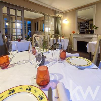 Fonds de commerce - Magasins - 200 m²